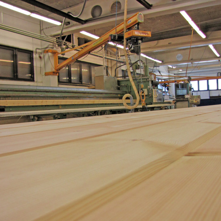 Log house production Artichouse Factory2